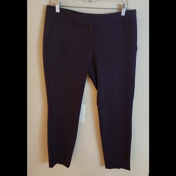 Express Columnist Ankle Purple Diamond Print Work Pants 6R - Picture 2 of 6